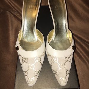 Gucci Suede Ivory Platinum Mules / Size 38